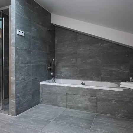 Lejlighed Duplex 94m² Village - Pour 6 Personnes - Pieds Des Pistes Avec Parking Et Wifi - Fr-1-631-111 *